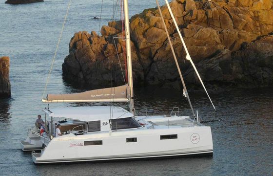 Catamaran 8 NAUTITECH OPEN 40 - KR 11m