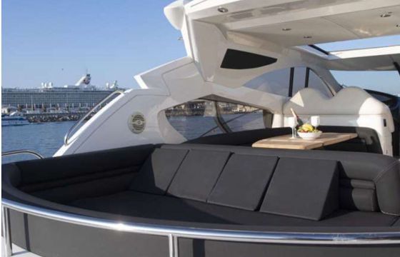 Motor yacht Sunseeker 68 Predator