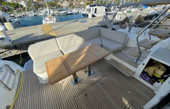 Motorboat PRESTIGE 520 870hp
