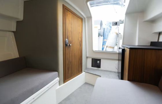 Motorboat Karnic Karnic CS700 200hp