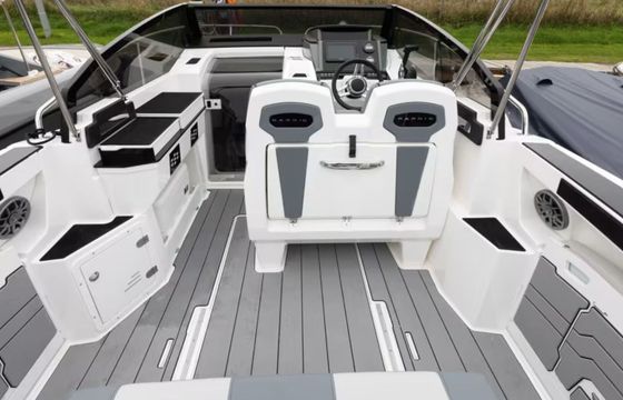 Motorboat Karnic Karnic CS700 200hp