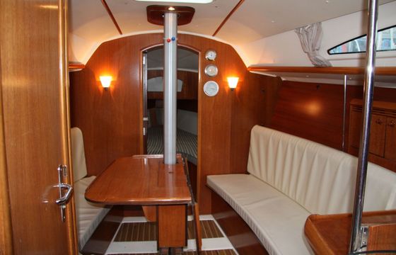 Sailboat JEANNEAU Sun Fast 32 9.6m