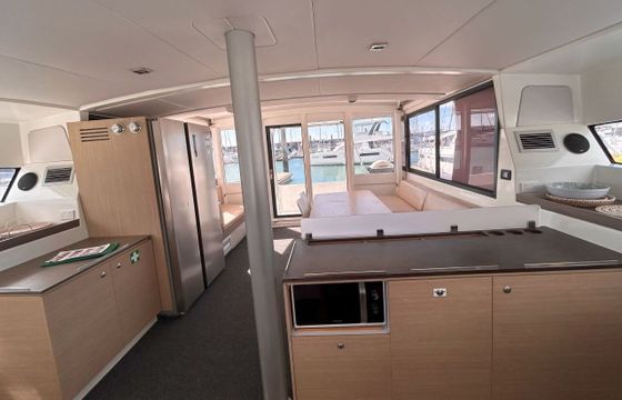 Catamaran Catana Group Bali 4.3 13m
