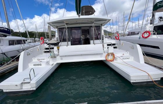 Catamaran Catana Group Bali 4.3 13m