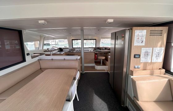 Catamaran Catana Group Bali 4.3 13m