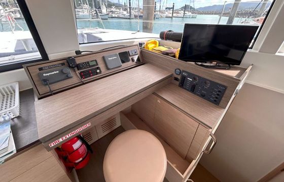 Catamaran Catana Group Bali 4.3 13m