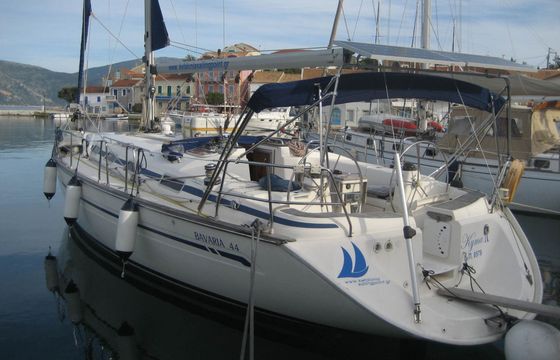 Sailboat Bavaria 44 13.9m