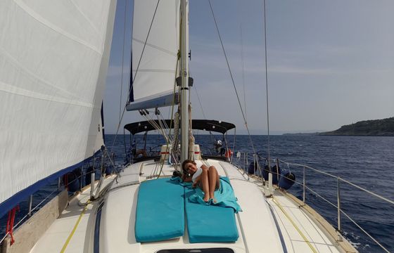 Sailboat Bavaria 44 13.9m