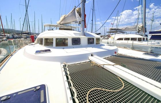 Catamaran Lagoon-Bénéteau Lagoon 380 S2 - 4 + 2 cab. 11m