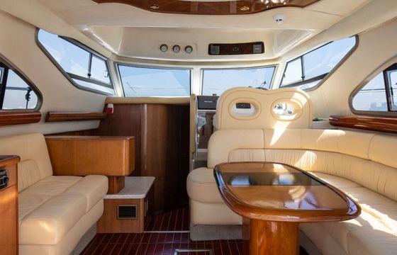 Motor yacht Azimut 46 Fly 870hp