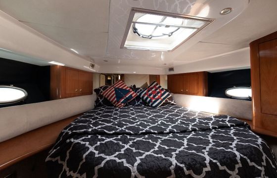 Motor yacht Azimut 46 Fly 870hp