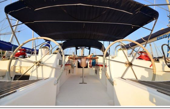 Sailboat BENETEAU OCEANIS 473 14.35m