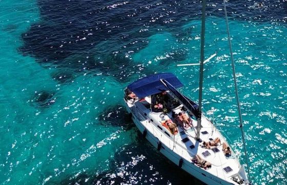 Sailboat BENETEAU OCEANIS 473 14.35m