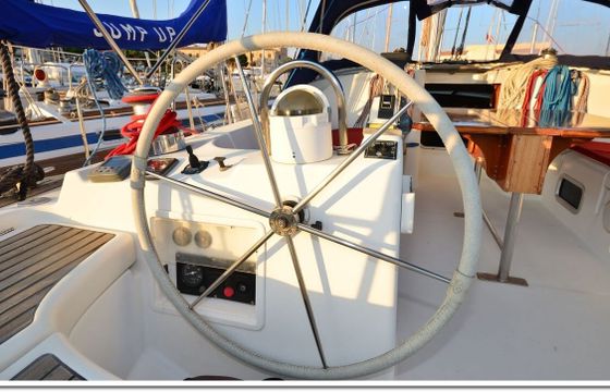 Sailboat BENETEAU OCEANIS 473 14.35m