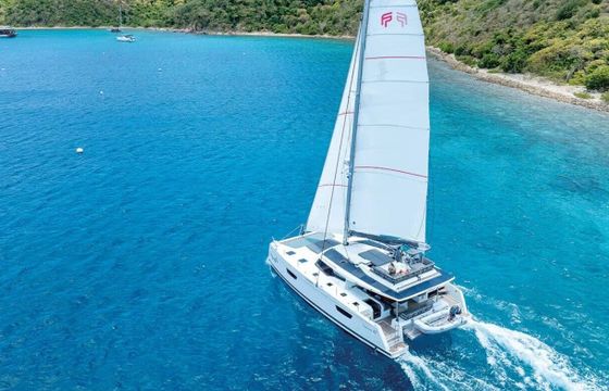 Catamaran FOUNTAINE PAJOT TANNA 47 14m