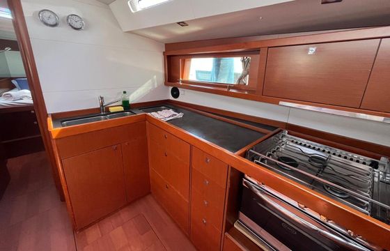 Sailboat Beneteau Oceanis 48.5 14.8m