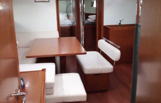 Sailboat Beneteau Oceanis 48.5 14.8m
