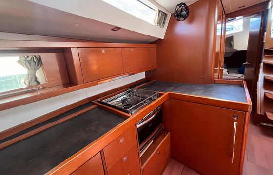 Sailboat Beneteau Oceanis 48.5 14.8m