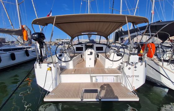 Sailboat Jeanneau SUN ODYSSEY 410 11.99m