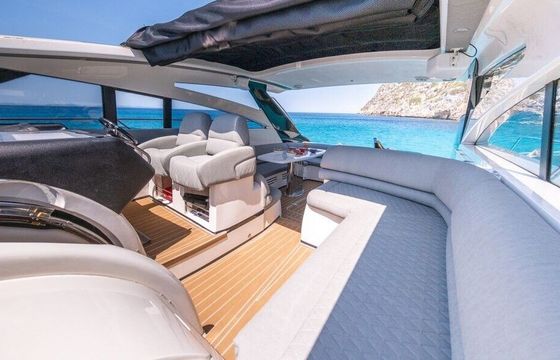 Motor yacht Princess V58