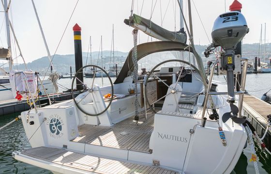 Sailboat Hanse 315 9.62m