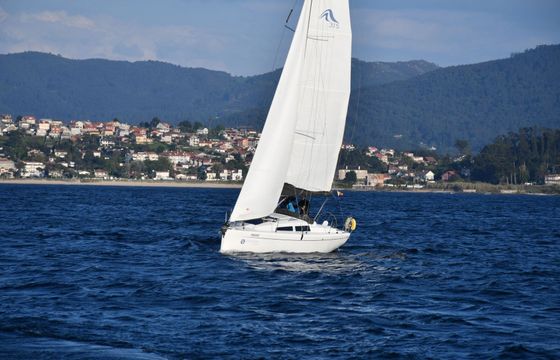 Sailboat Hanse 315 9.62m