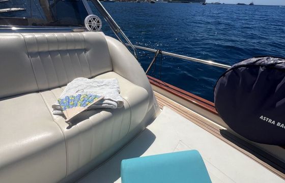 Motorboat Apreamare 10 570hp