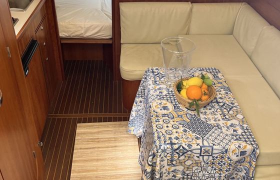 Motorboat Apreamare 10 570hp