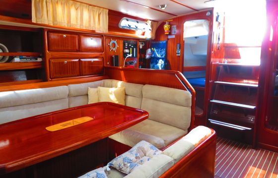 Sailboat Bavaria 42 Cruiser 13m