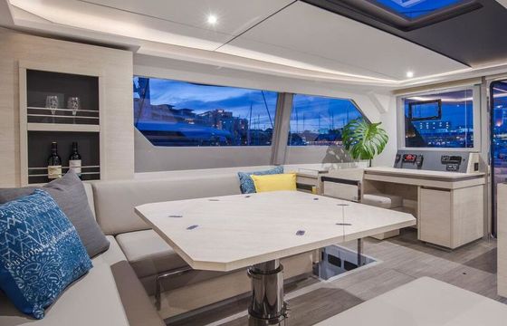 Catamaran Moorings 5000 15m