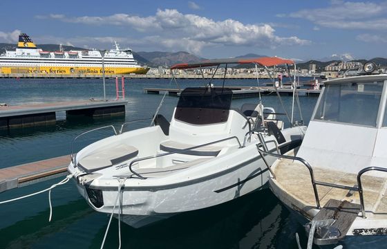 Motorboat Beneteau Flyer 6.6 150hp