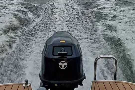 Motorboat Cryolite Cryolite 585 30hp