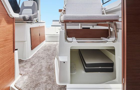 Motorboat Jeanneau Merry Fisher 795 200hp