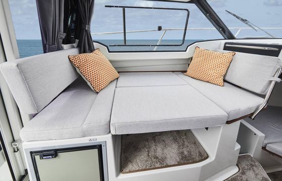 Motorboat Jeanneau Merry Fisher 795 200hp