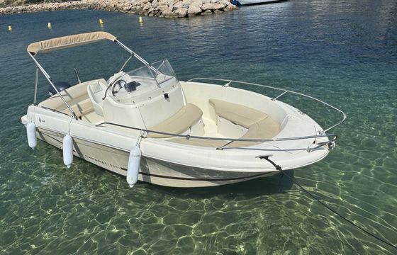 Motorboat Jeanneau CAP CAMARAT 6.35 150hp
