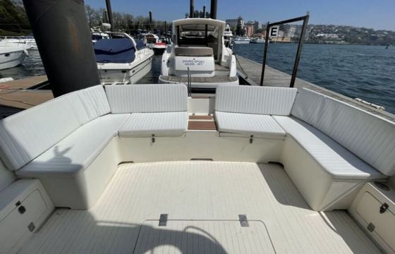 Motorboat Princess 45 fly 619hp