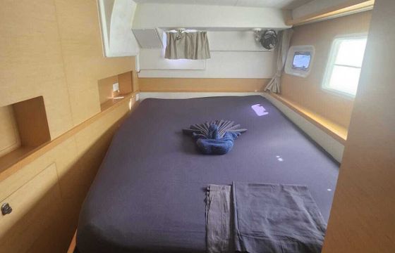 Catamaran LAGOON 400 S2 11m