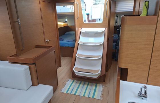Sailboat Jeanneau Sun Odyssey 490 - 5 + 1 cab. 14m