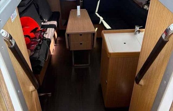 Sailboat Bavaria Yachtbau Bavaria Cruiser 34 Style 9m