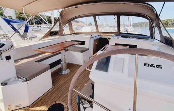 Sailboat Bavaria Bavaria C50 Style - 4 + 1 cab. 15.55m