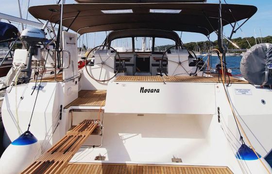 Sailboat Bavaria Bavaria C50 Style - 4 + 1 cab. 15.55m