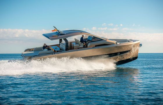 Motorboat Tesoro T50 1600hp