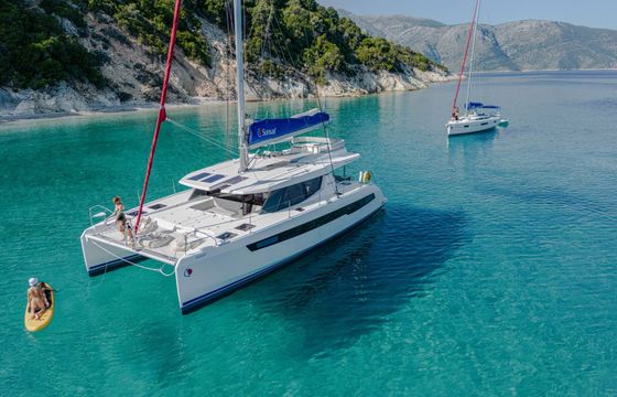 Catamaran Sunsail 454L 13m