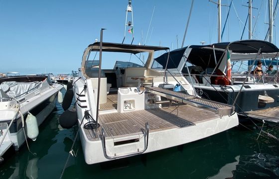 Motorboat Cranchi Cranchi mediteranee 40 300hp