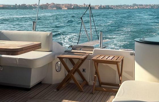 Motorboat Cranchi Cranchi mediteranee 40 300hp