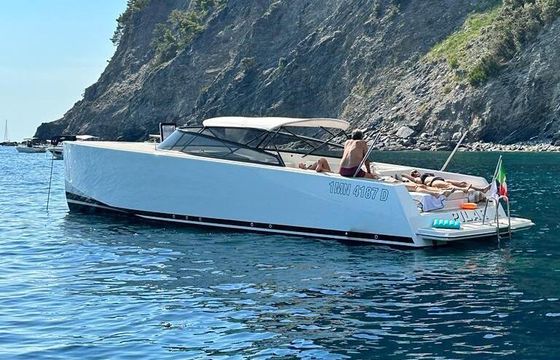 Motorboat Vandutch Marine 40 740hp