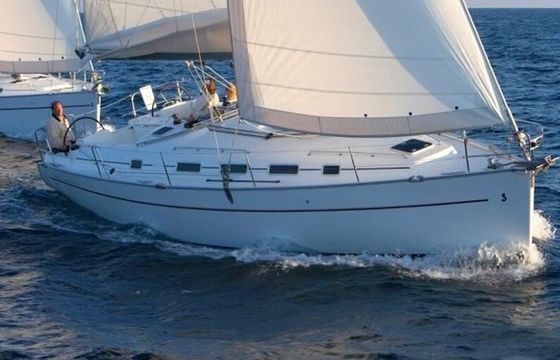 Sailboat Beneteau Cyclades 39.3 11.82m