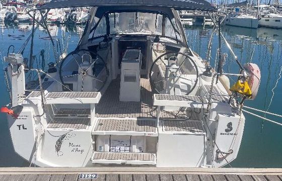 Sailboat 4 OCEANIS 35.1 - PA (3D/0C/0P) 9m