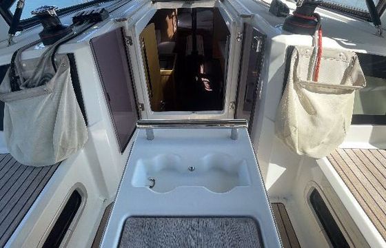 Sailboat 4 OCEANIS 35.1 - PA (3D/0C/0P) 9m