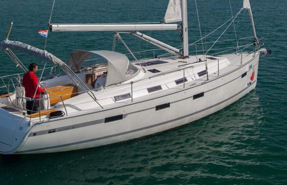 Sailboat Bavaria 40 12.35m